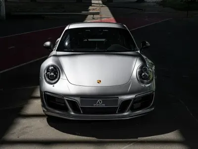 Usata Porsche 911 Carrera 370 CV (272 kW) 2019 Argento Coupé