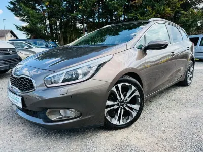 Gebraucht Kia Ceed Sportswagon Spirit 135 PS (99 kW) 2012 Braun Kombi