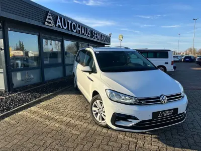 Gebraucht VW Touran R-line 150 PS (110 kW) 2020 Weiß Van / Kleinbus