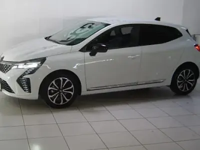 Gebraucht Renault Clio V Techno 91 PS (66 kW) 2025 Gletscherweiss (weiss) Limousine