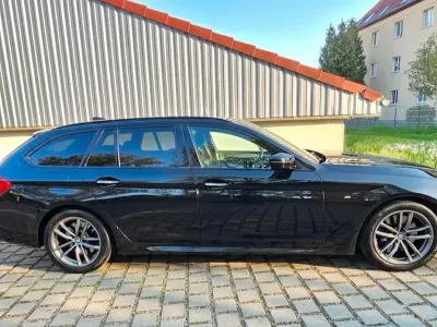 Gebraucht BMW 525 M Sport 231 PS (169 kW) 2017 Schwarz Kombi