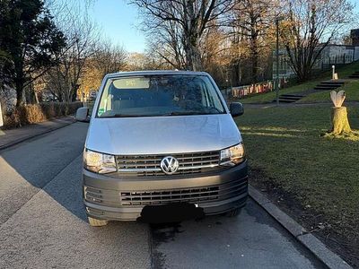 Gebraucht VW Transporter 150 PS (110 kW) 2015 Silber Van