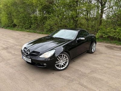 Second-hand Mercedes SLK280 231 CP (169 kW) 2007 Negru Cabrio