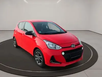 Gebraucht Hyundai i10 YES! 67 PS (49 kW) 2019 Rot Kleinwagen