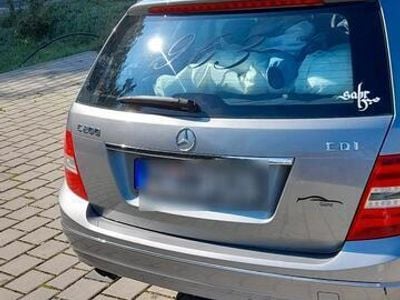 Mercedes C200