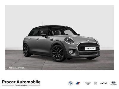 Gebraucht Mini Cooper 136 PS (100 kW) 2019 Moonwalk grey () Kleinwagen