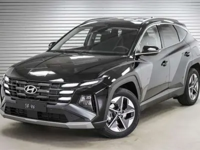 Neu Hyundai Tucson Style 150 PS (110 kW) 2026 Abyss black pearl met... SUV