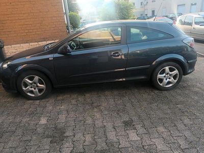 Opel Astra GTC