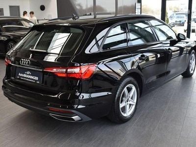 Gebraucht Audi A4 Sport 163 PS (119 kW) 2023 Schwarz Kombi