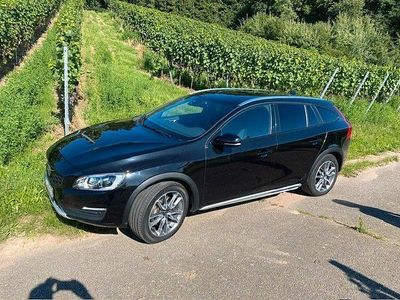 Volvo V60 CC