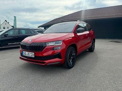 Gebraucht Skoda Karoq SportLine 150 PS (110 kW) 2023 Rot SUV