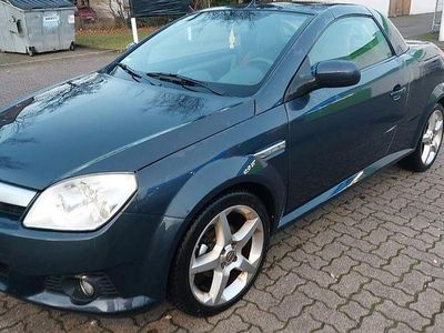 Blau Gebraucht 2006 Opel Tigra Edition Cabrio | 1.750 € (Fairer Preis)