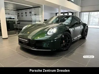 Neu Porsche 911 Carrera 4S Chrono 480 PS (353 kW) 2026 Grün Coupé
