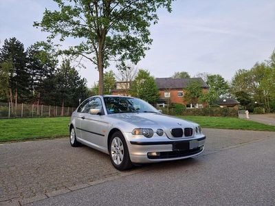 Second-hand BMW 316 116 CP (85 kW) 2004 Argintiu Berlinǎ