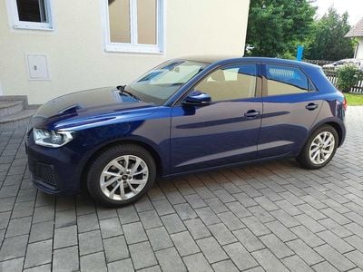 Gebraucht Audi A1 Sportback Advanced 110 PS (80 kW) 2022 Blau Kleinwagen