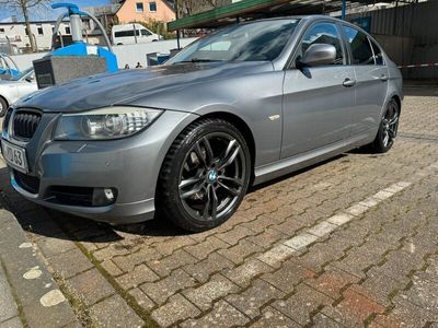 gebraucht BMW 320 d Facelift