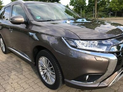 Mitsubishi Outlander P-HEV