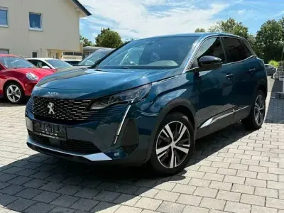 Gebraucht Peugeot 3008 Allure 131 PS (96 kW) 2023 Blau SUV