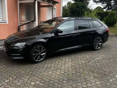 Gebraucht Skoda Superb SportLine 190 PS (139 kW) 2020 Schwarz Kombi