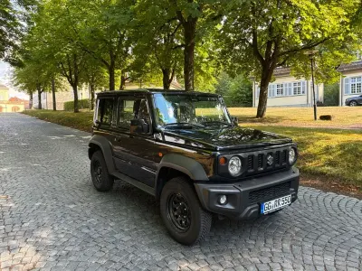 Gebraucht Suzuki Jimny Comfort+ 102 PS (75 kW) 2019 Schwarz SUV