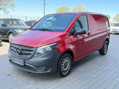 Second-hand Mercedes Vito 163 CP (119 kW) 2016 Roșu Van