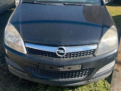Gebraucht Opel Astra GTC 90 PS (66 kW) 2009 Schwarz Kleinwagen