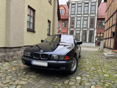 Gebraucht BMW 523 170 PS (125 kW) 1998 Blau Limousine