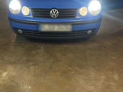 Gebraucht VW Polo 64 PS (47 kW) 2002 Blau Kleinwagen