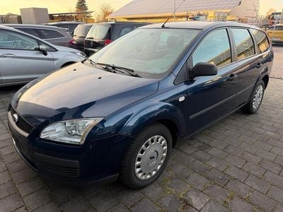 Blau Gebraucht 2005 Ford Focus Kombi | 1.290 € (Guter Preis)