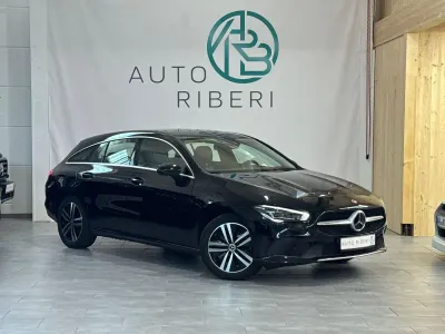 Gebraucht Mercedes CLA250 Shooting Brake 160 PS (117 kW) 2021 Schwarz Kombi