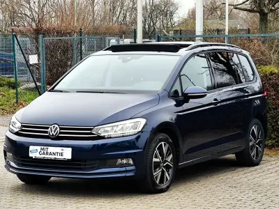 Gebraucht VW Touran Comfortline 150 PS (110 kW) 2024 Blau Van / Kleinbus