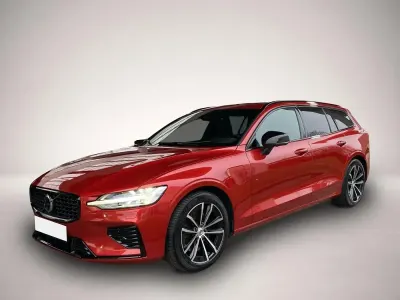 Gebraucht Volvo V60 Ultimate 455 PS (334 kW) 2022 Manufacturer Kombi