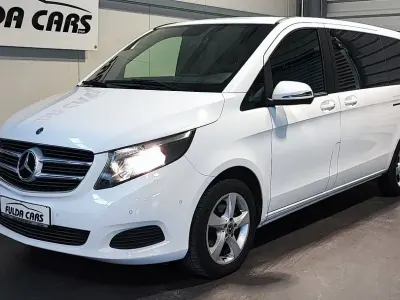 Gebraucht Mercedes V220 163 PS (119 kW) 2019 Weiß Van / Kleinbus