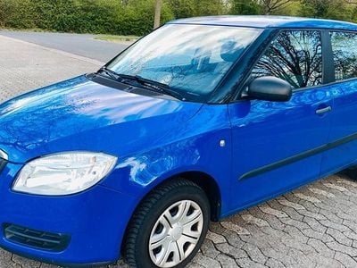 Second-hand Skoda Fabia 69 CP (50 kW) 2008 Albastru Hatchback