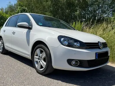 Gebraucht VW Golf VI Comfortline 102 PS (75 kW) 2009 Weiß Kleinwagen