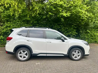 Gebraucht Subaru Forester 150 PS (110 kW) 2021 Weiß SUV