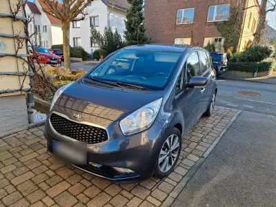 Gebraucht Kia Venga Spirit 125 PS (91 kW) 2017 Grau Kleinwagen