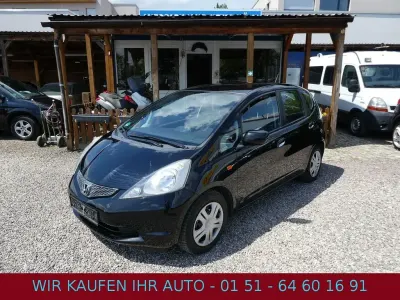 Käytetty Honda Jazz Trend 90 HP (66 kW) 2010 Musta Viistoperä