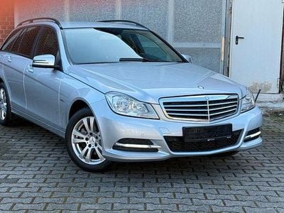 Gebraucht Mercedes C180 156 PS (114 kW) 2012 Silber Kombi