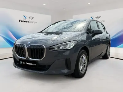 Gebraucht BMW 218 Active Tourer Performance 136 PS (100 kW) 2023 Silber Van / Kleinbus
