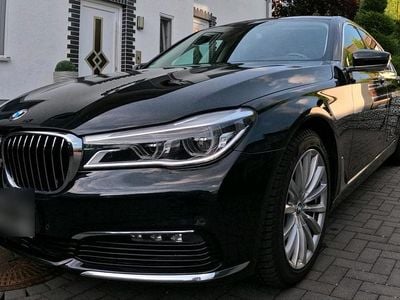 Gebraucht BMW 730 2016 Schwarz Limousine