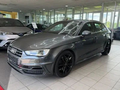 Gebraucht Audi S3 Sport 300 PS (220 kW) 2015 Daytonagrau Limousine