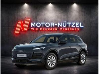 Neu Audi Q6 e-tron Business 185 kW (252 PS) 2026 Schwarz (magnetgrau uni) SUV