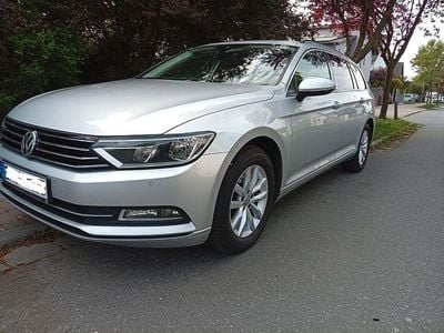 Usata VW Passat Comfortline 150 CV (110 kW) 2018 Argento Berlina