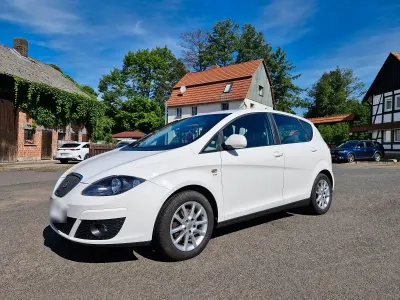 Gebraucht Seat Altea 125 PS (91 kW) 2011 Weiß Van / Kleinbus
