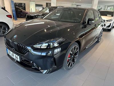 Gebraucht BMW 120 M Sport 156 PS (114 kW) 2024 Black sapphire Kleinwagen