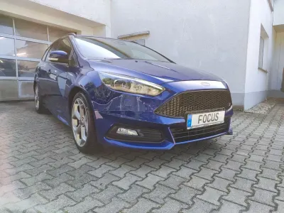 Gebraucht Ford Focus ST 250 PS (183 kW) 2018 Blau Kombi