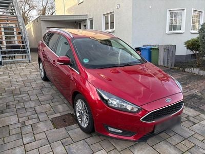 Rot Gebraucht 2018 Ford Focus Cool & Connect Kombi | 6.800 € (Guter Preis)