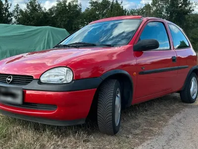 Gebraucht Opel Corsa 54 PS (39 kW) 1999 Rot Cabrio