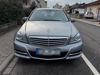 Gebraucht Mercedes C200 136 PS (100 kW) 2012 Grau Kombi